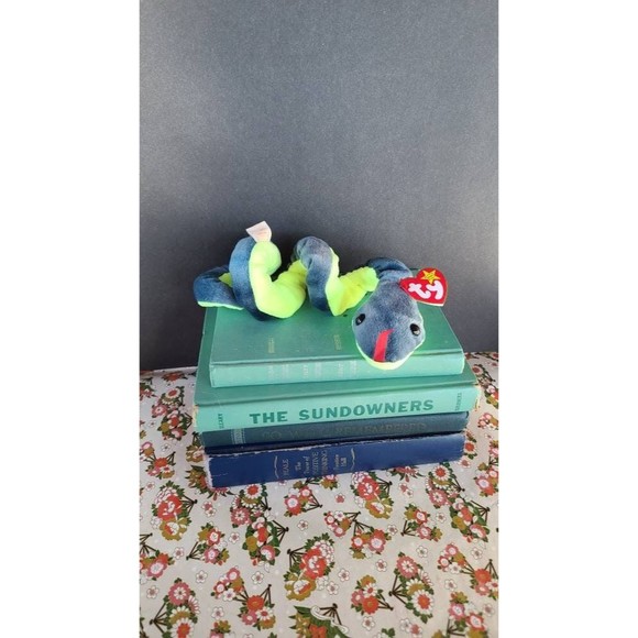 Ty Beanie Baby Other - TY Hissy the Snake Beanie Baby
